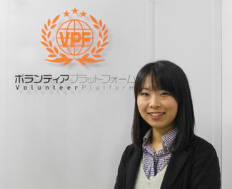 PRディビジョン リーダー アライアンス担当の<br />堀佐知子さん。<br />新宿区西新宿の事務所にて。